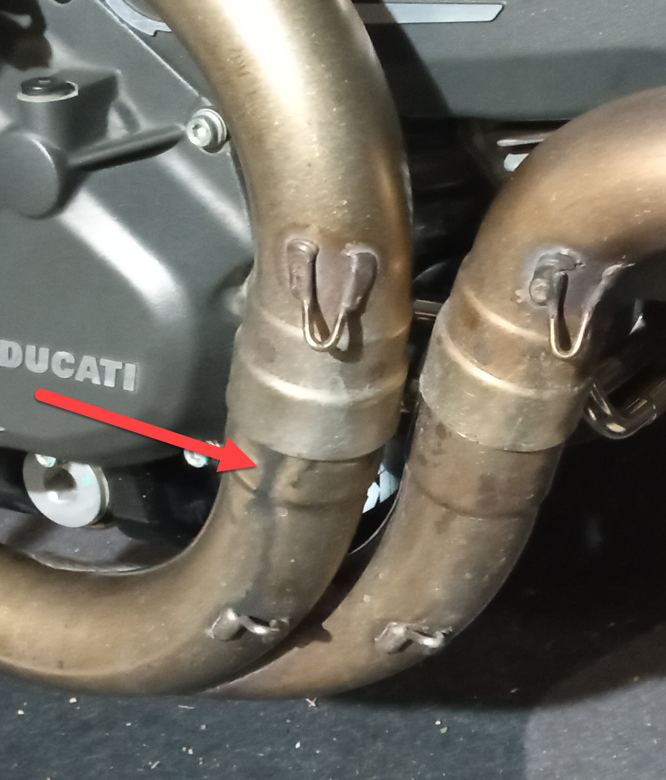 Laufnasen Abgas Ducati Scrambler 800