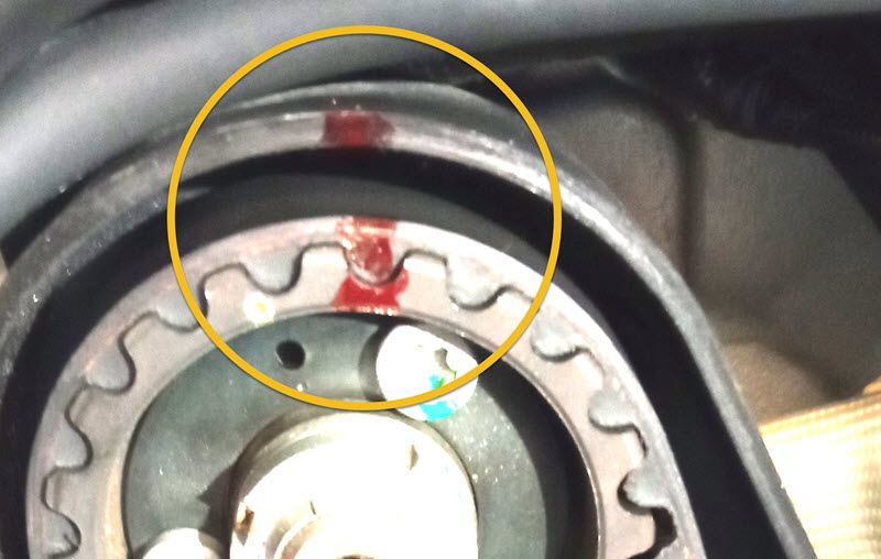 Wellenposition senkrechter Zylinder an Nockenwelle bestimmen Ducati Scrambler 800